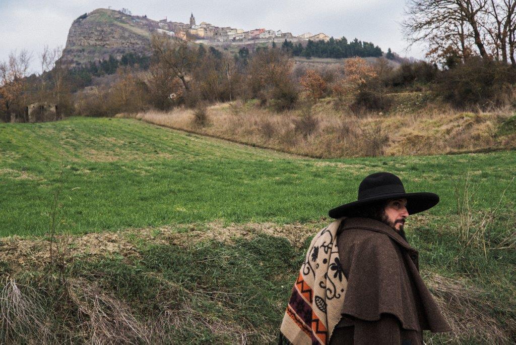 Le sale in Piemonte che proiettano “Vinicio Capossela – il paese dei coppoloni”