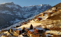 Fuggire Dall’Italia Per Andare A Vivere In Svizzera: Albinen Il Paesino Che Ti Paga E Ti Appaga