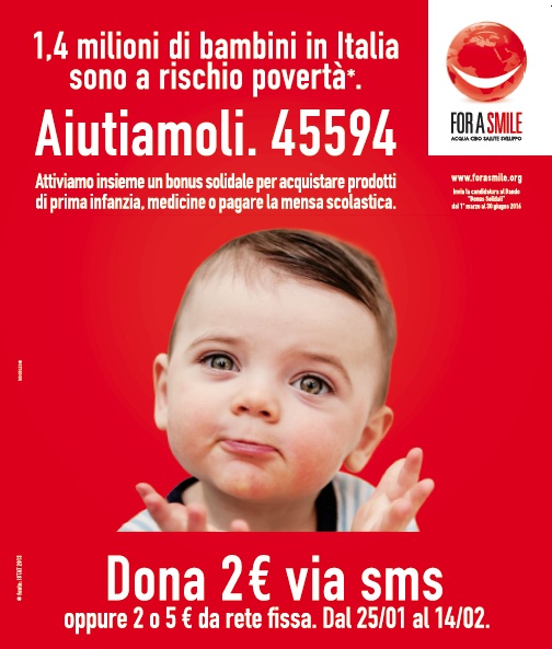 La campagna solidale al numero 45594 di For a Smile Onlus  in aiuto ai bambini a rischio povertà in Italia
