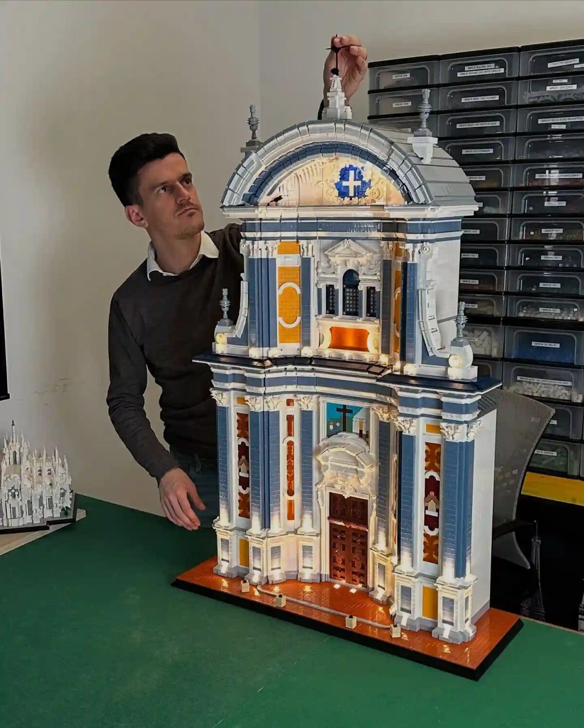 Legomania: a Chieri arriva “Monumentini”, l’arte e l’architettura nei mattoncini di Luca Petraglia