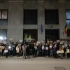 La comunità rumena protesta a Torino davanti al consolato per la situazione politica ed economica in Romania